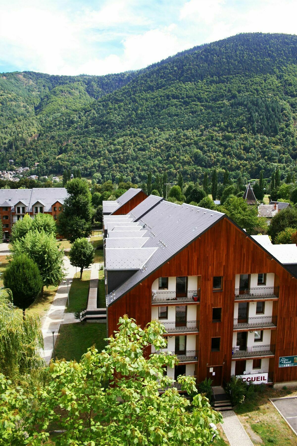 Residence Les Jardins De Ramel By Popinns Bagnères-de-Luchon Buitenkant foto